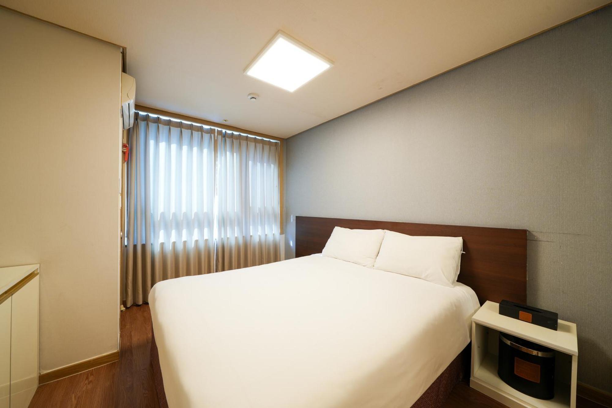 Aventree Yeouido Khách sạn 3*